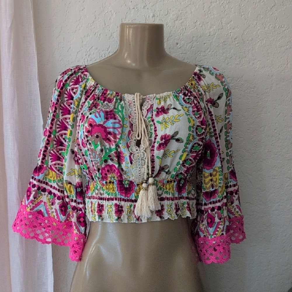 Bohemian Floral Pink Crop Top - Picture 4 of 8